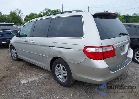 2005 Honda Odyssey Ex-L from USA, damaged, VIN 5FNRL38705B095895